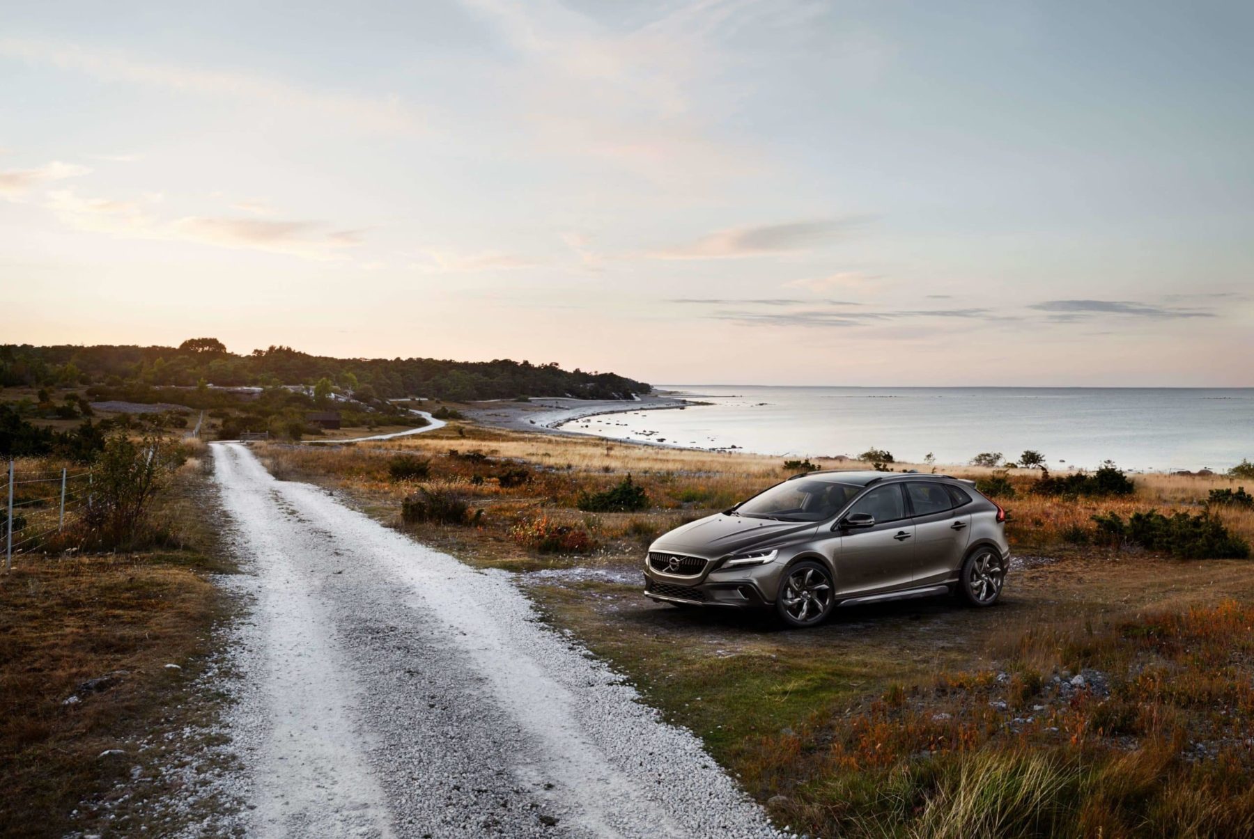 Volvo V40 T3 Cross Country Plus Geartronic Leasing für 113 Euro im ...