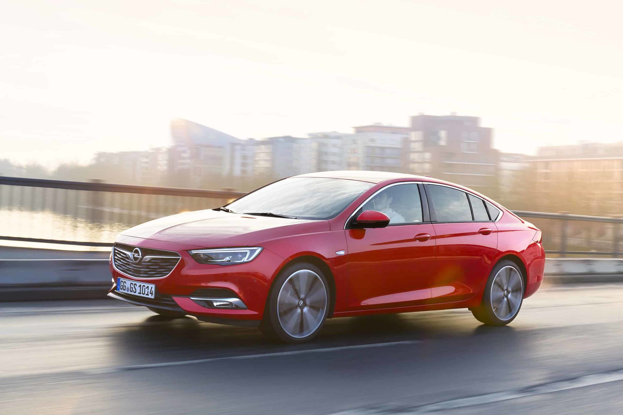 Opel Insignia Grand Sport EXCLUSIVE Limousine Leasing für 304 Euro im ...