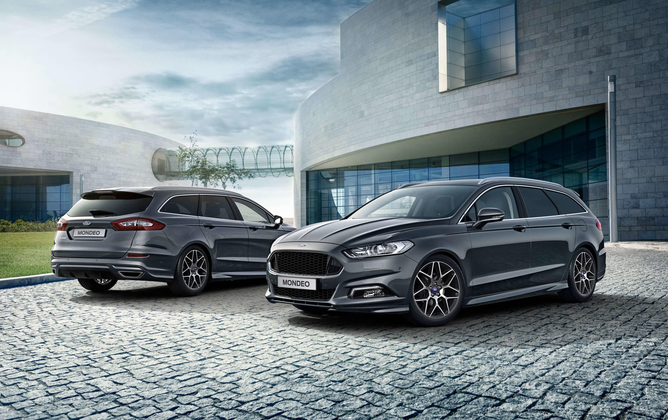 Ford Mondeo Turnier 2.0 Hybrid