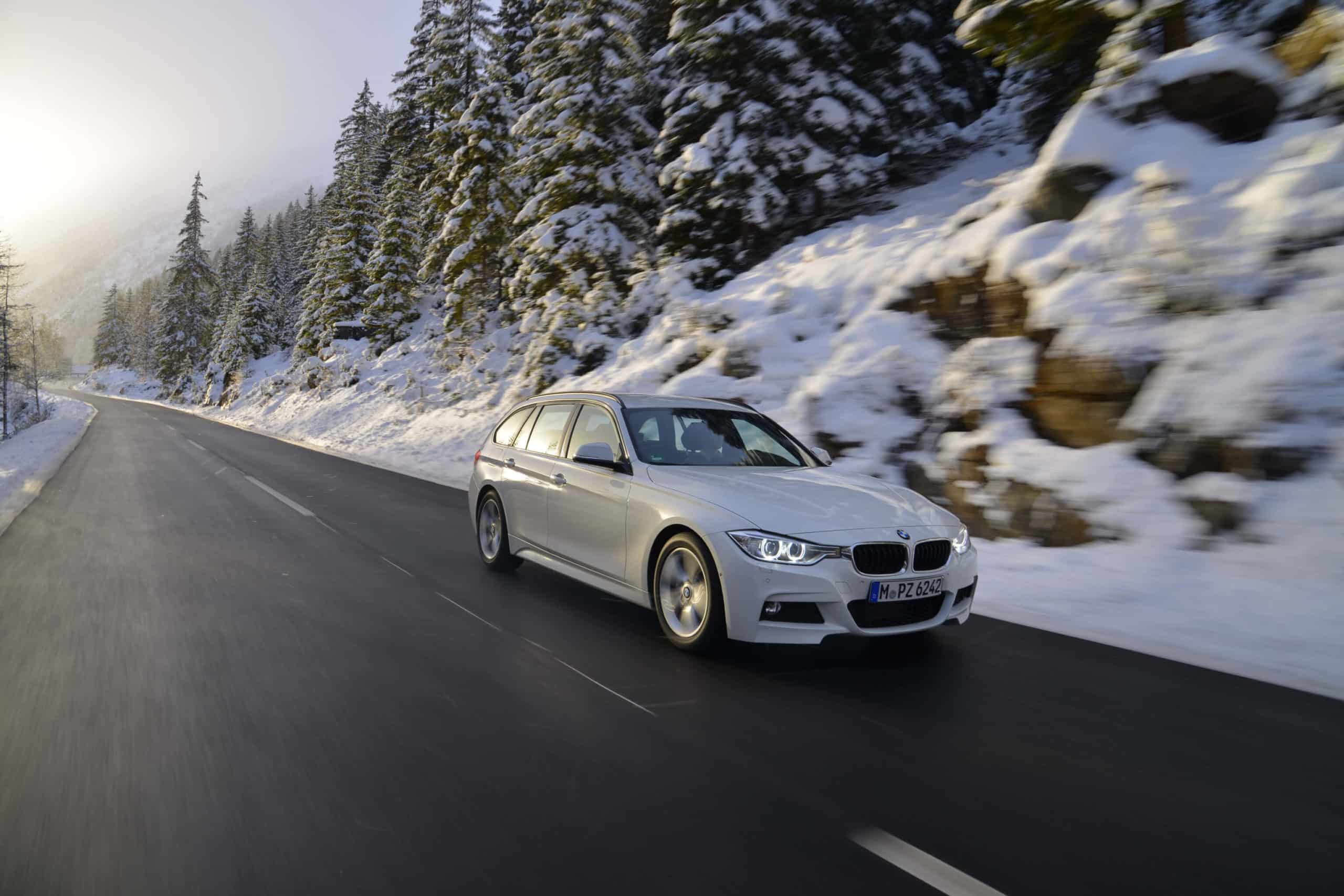 BMW 320i Touring Advantage
