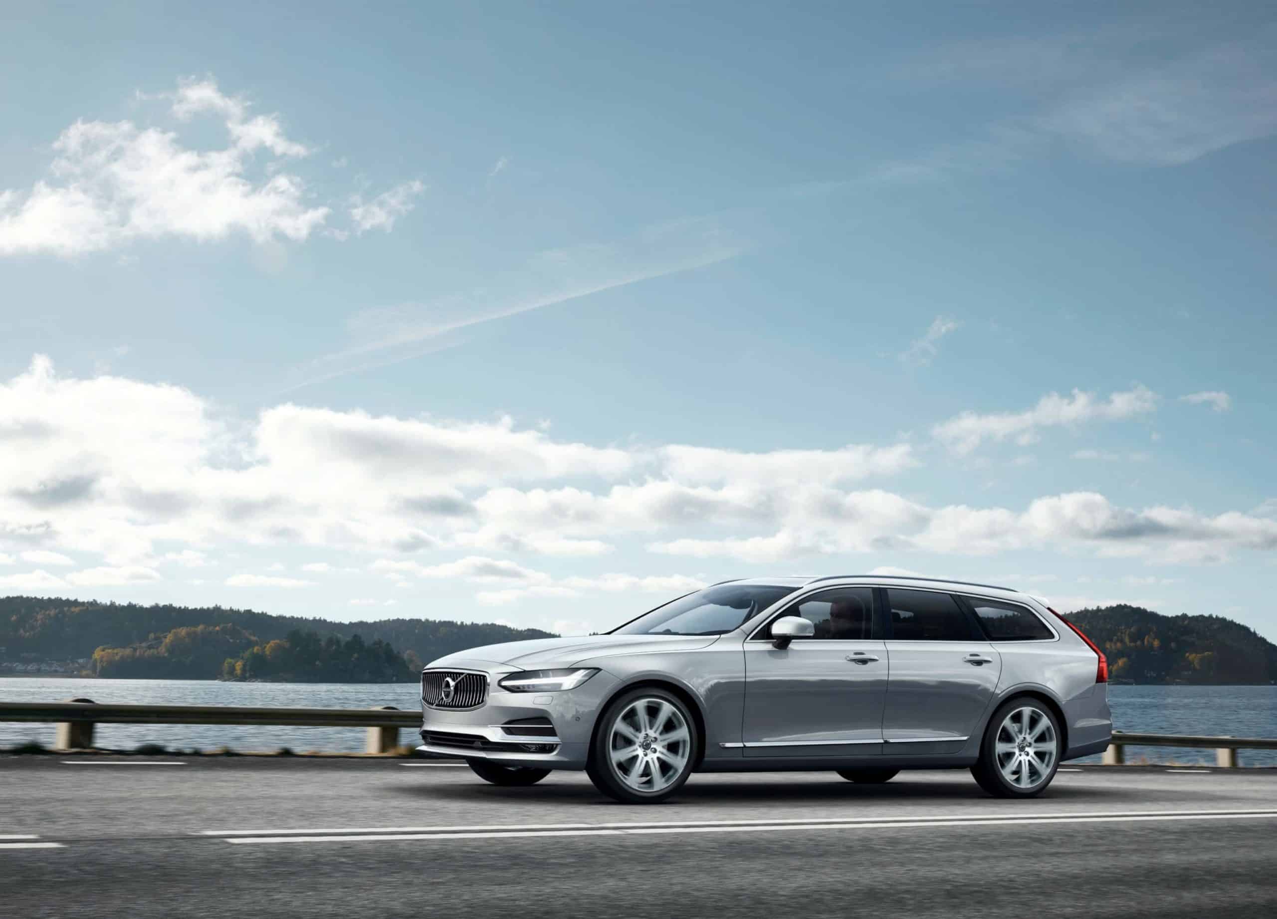 Volvo V90 T4 Geartronic Momentum Pro