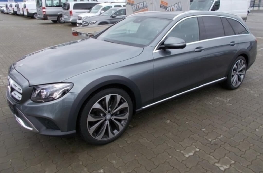 Mercedes-Benz E 220 d 4MATIC T-Modell All-Terrain