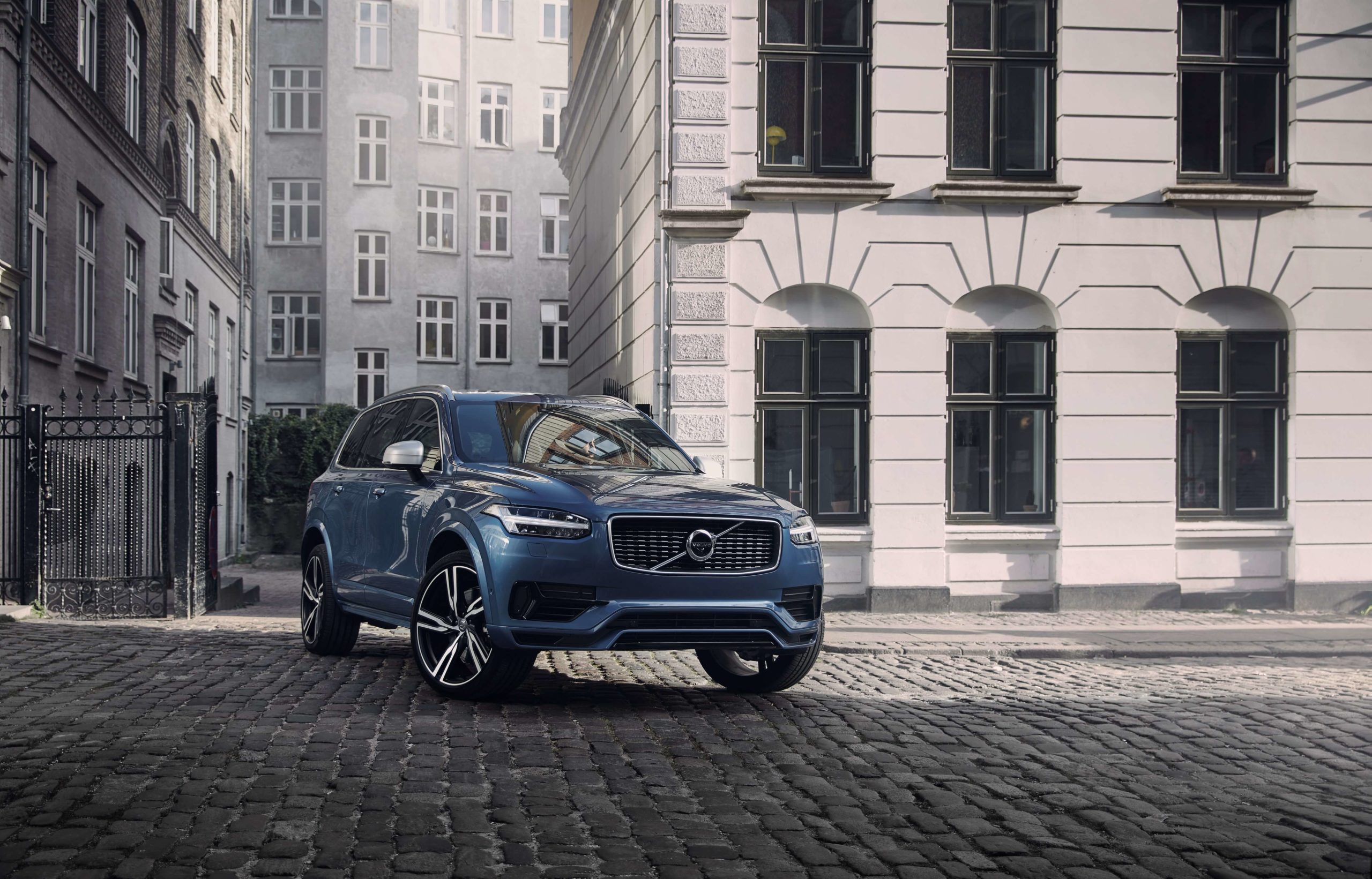 Volvo XC90 R-Design