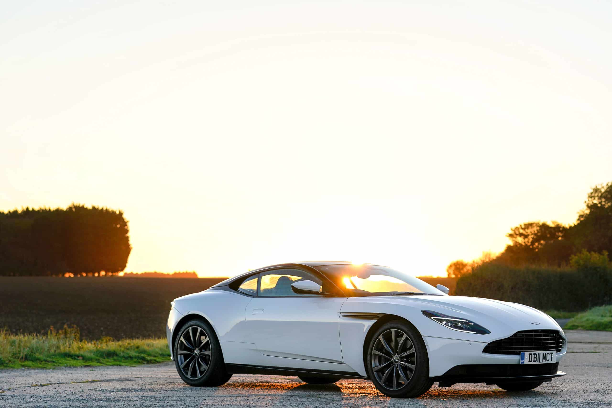 Aston Martin DB11 V8