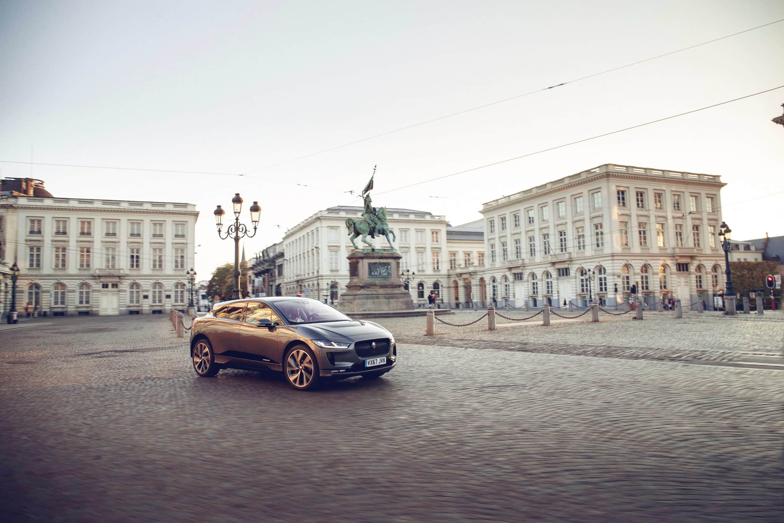 Jaguar I-Pace SE EV400