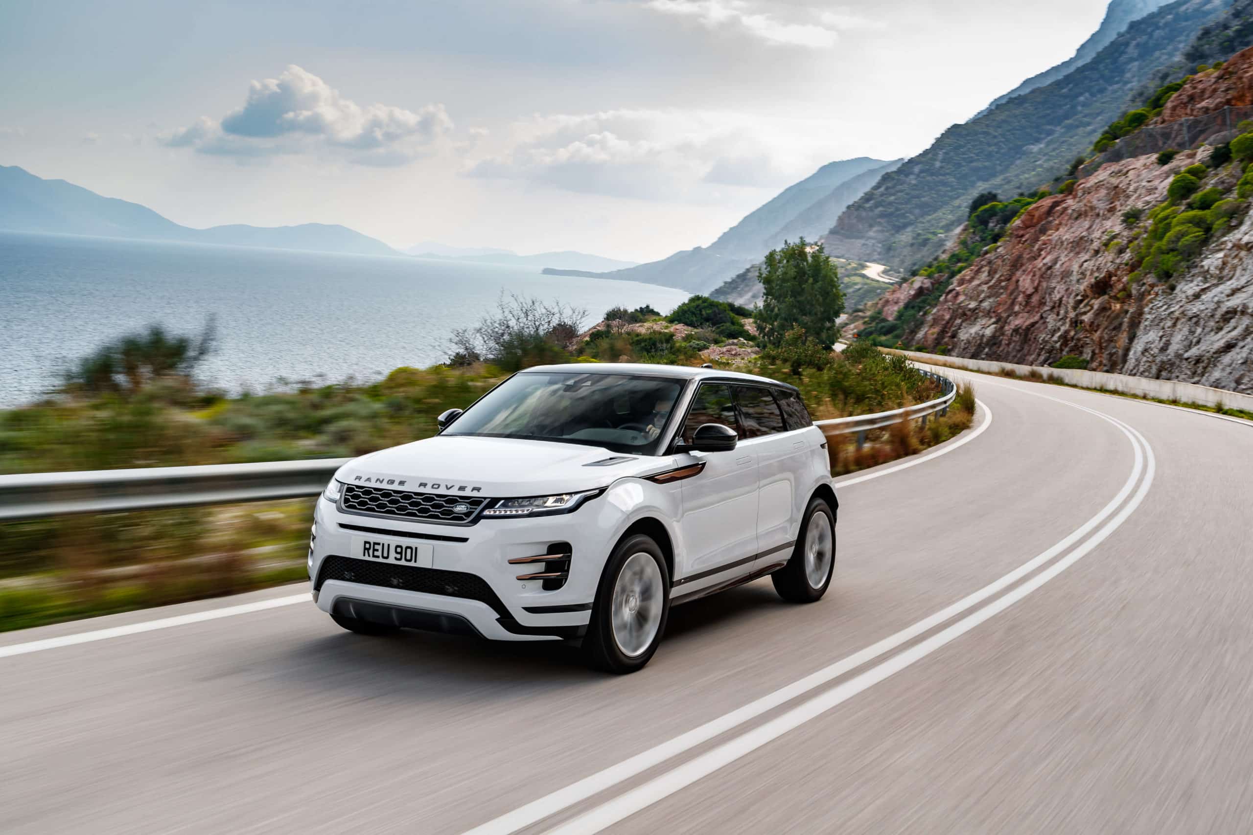 Land Rover Range Rover Evoque P300e S AWD Automatik