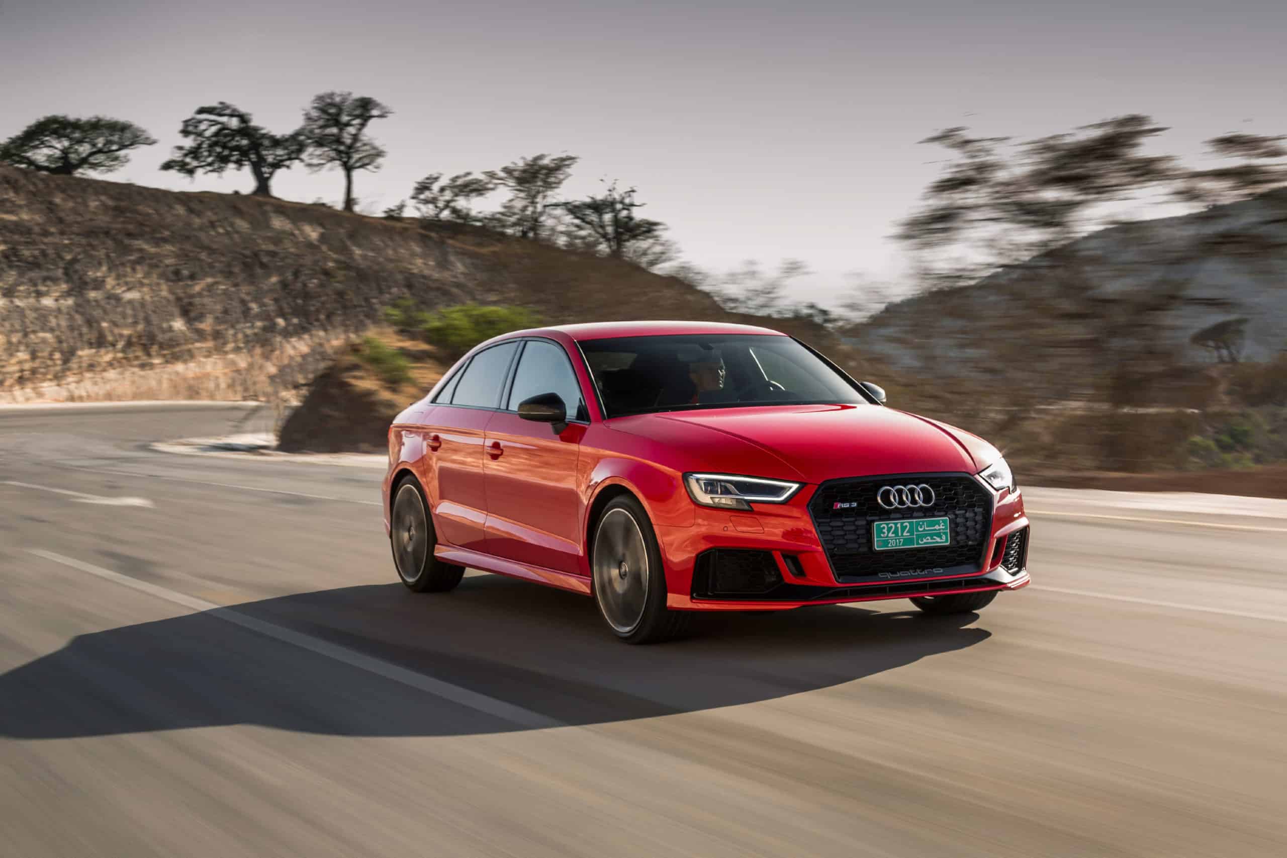 Audi RS3 Limousine 2.5 TFSI S tronic quattro