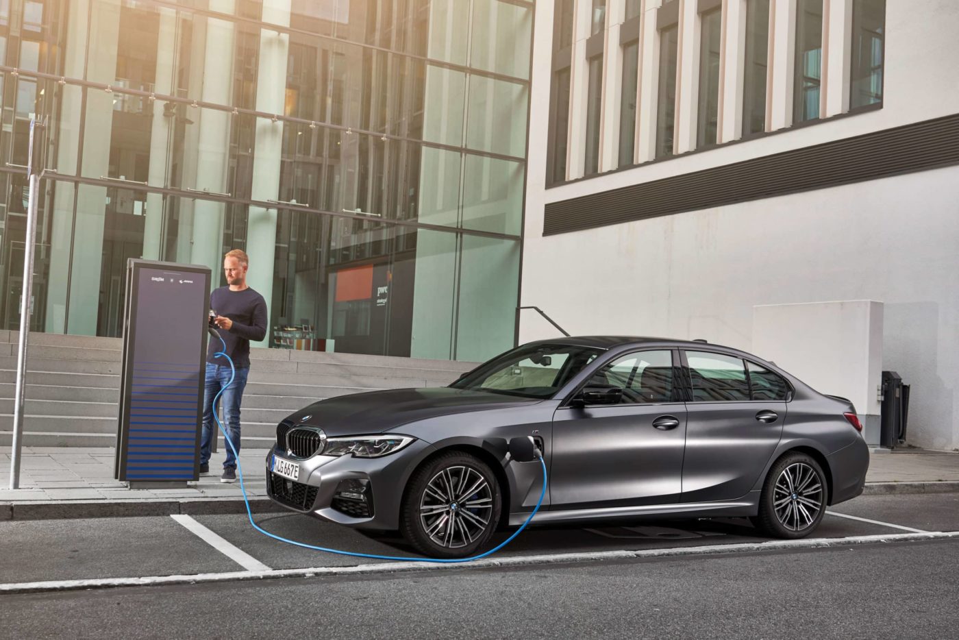Spannende Bmw Junger Gebrauchter Bild