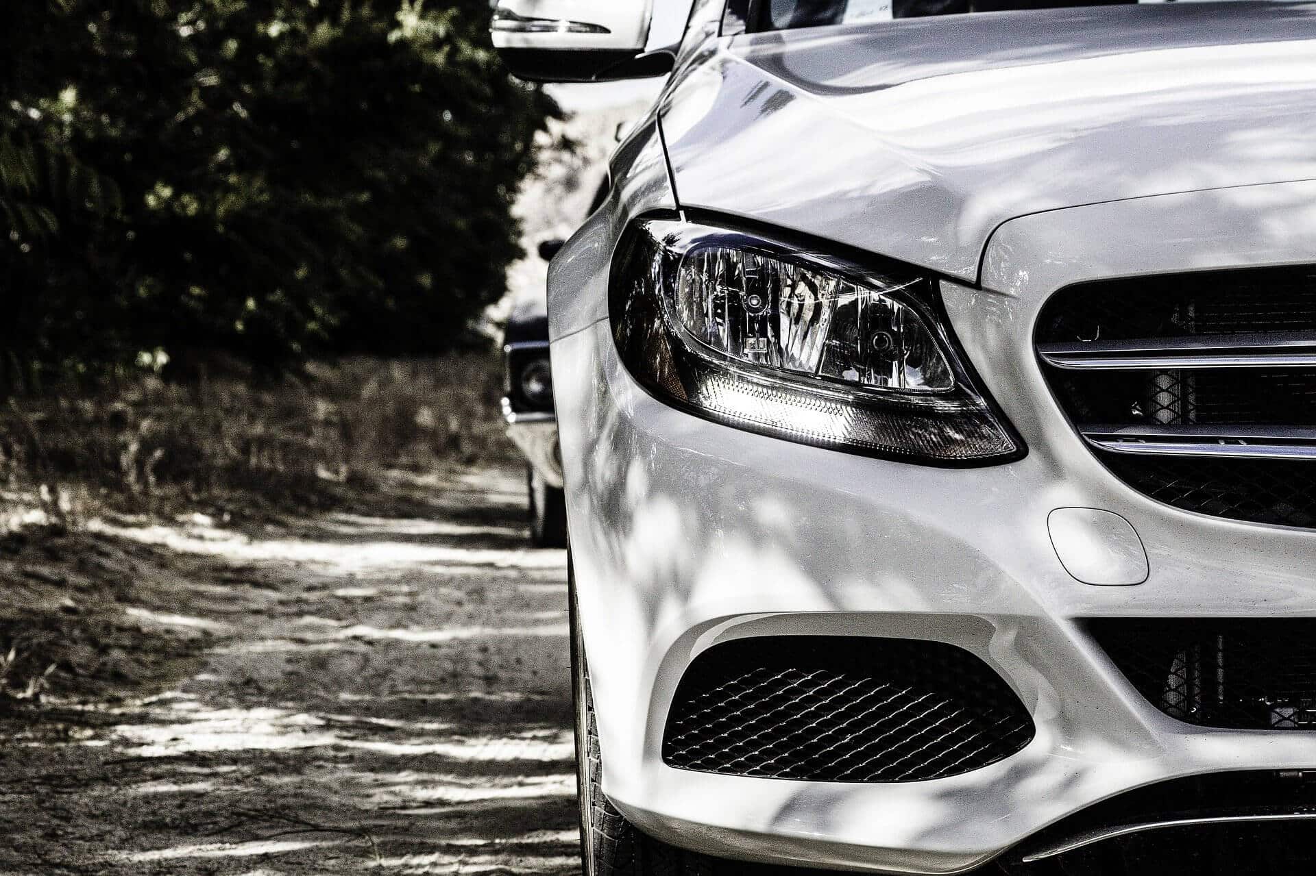 Mercedes-Benz Scheinwerfer; Quelle: Pixabay