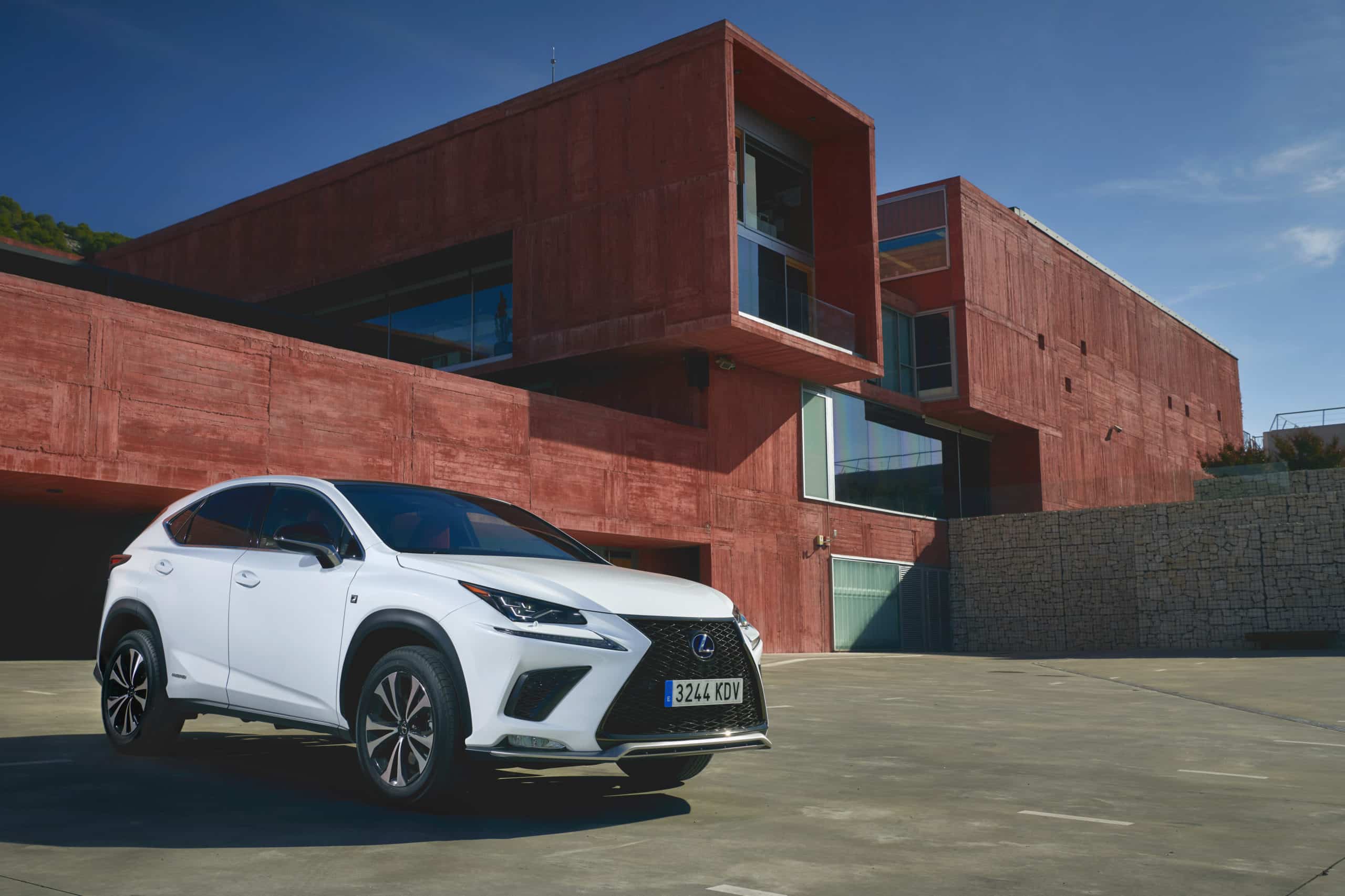 Lexus NX