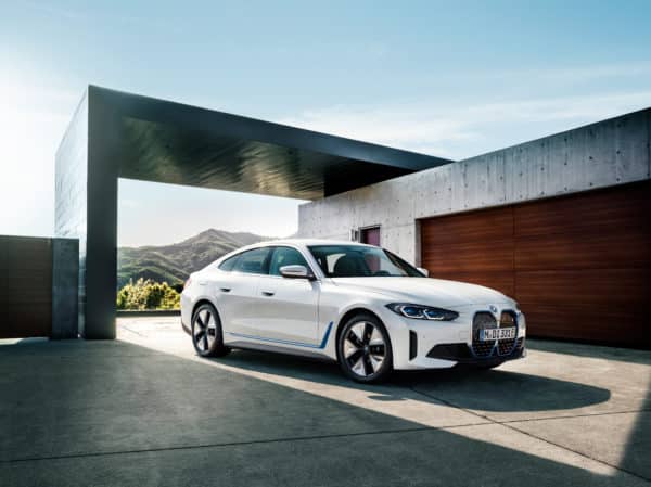 BMW i4 eDrive40 Leasing für 479 (531) Euro im Monat netto [Bestellfahrzeug, Lieferzeit ca. 12 Monate; BAFA]