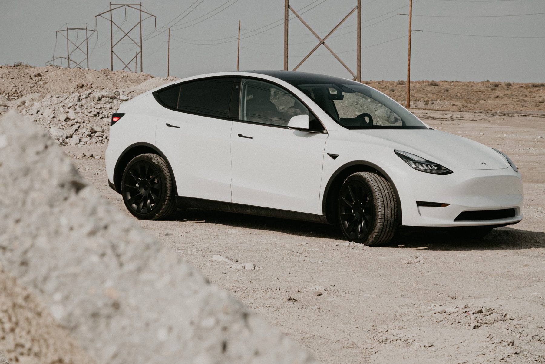 Mehr Farbe für deutsches Tesla Model Y im Sommer >