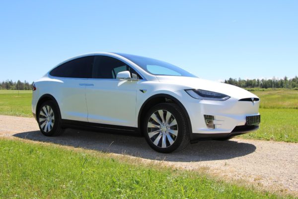Tesla Model X Plaid All-inclusive-Leasing für 1.602 Euro im Monat netto [Neuwagen]