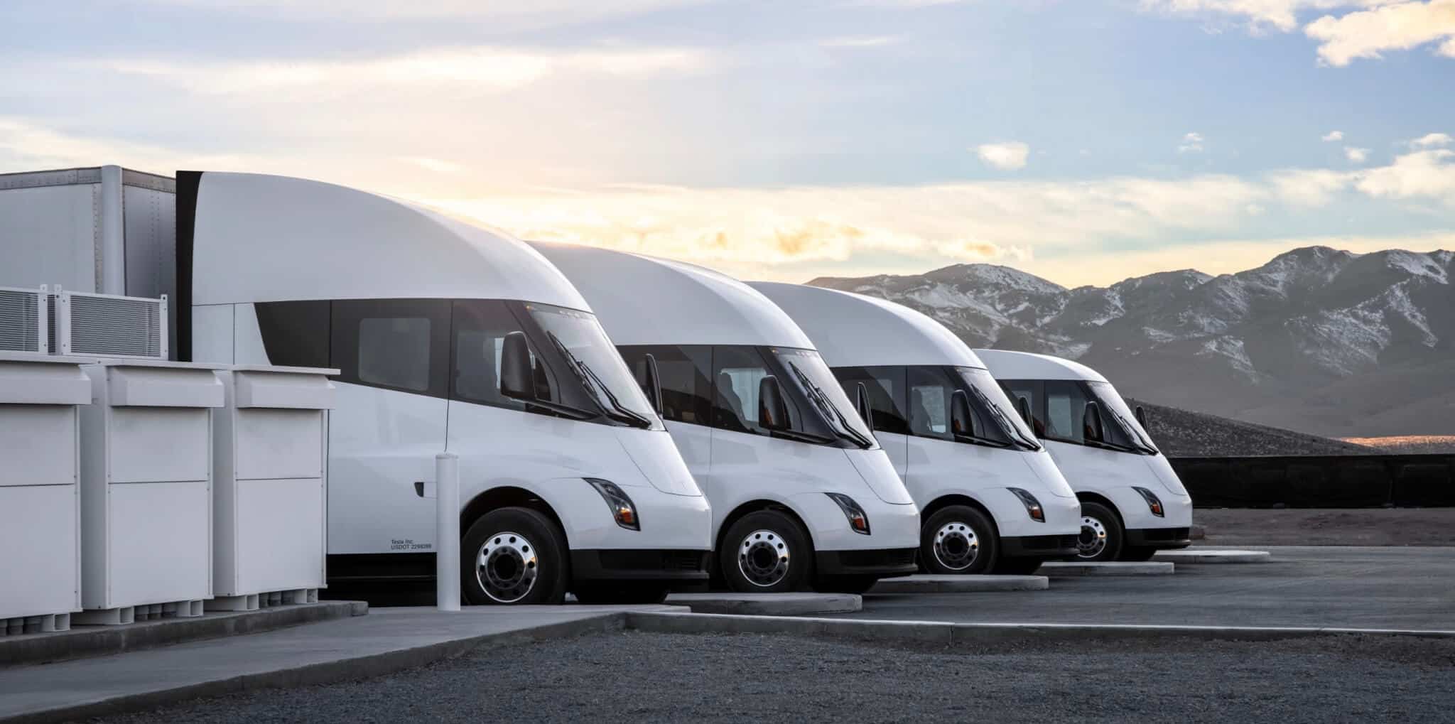 Flotte Tesla Semi-Sattelschlepper