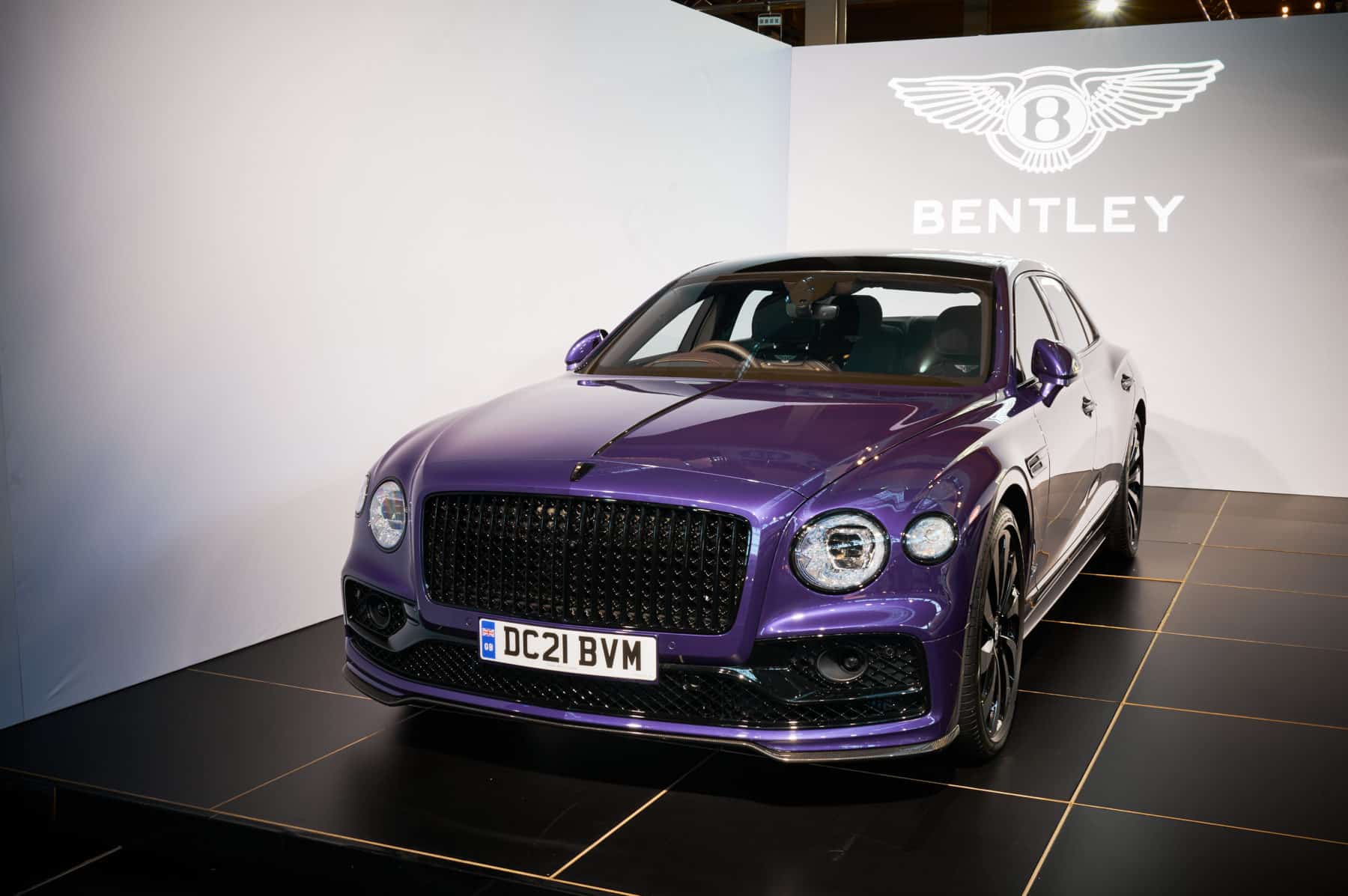 Flying Spur Hybrid im Autoworld Museum