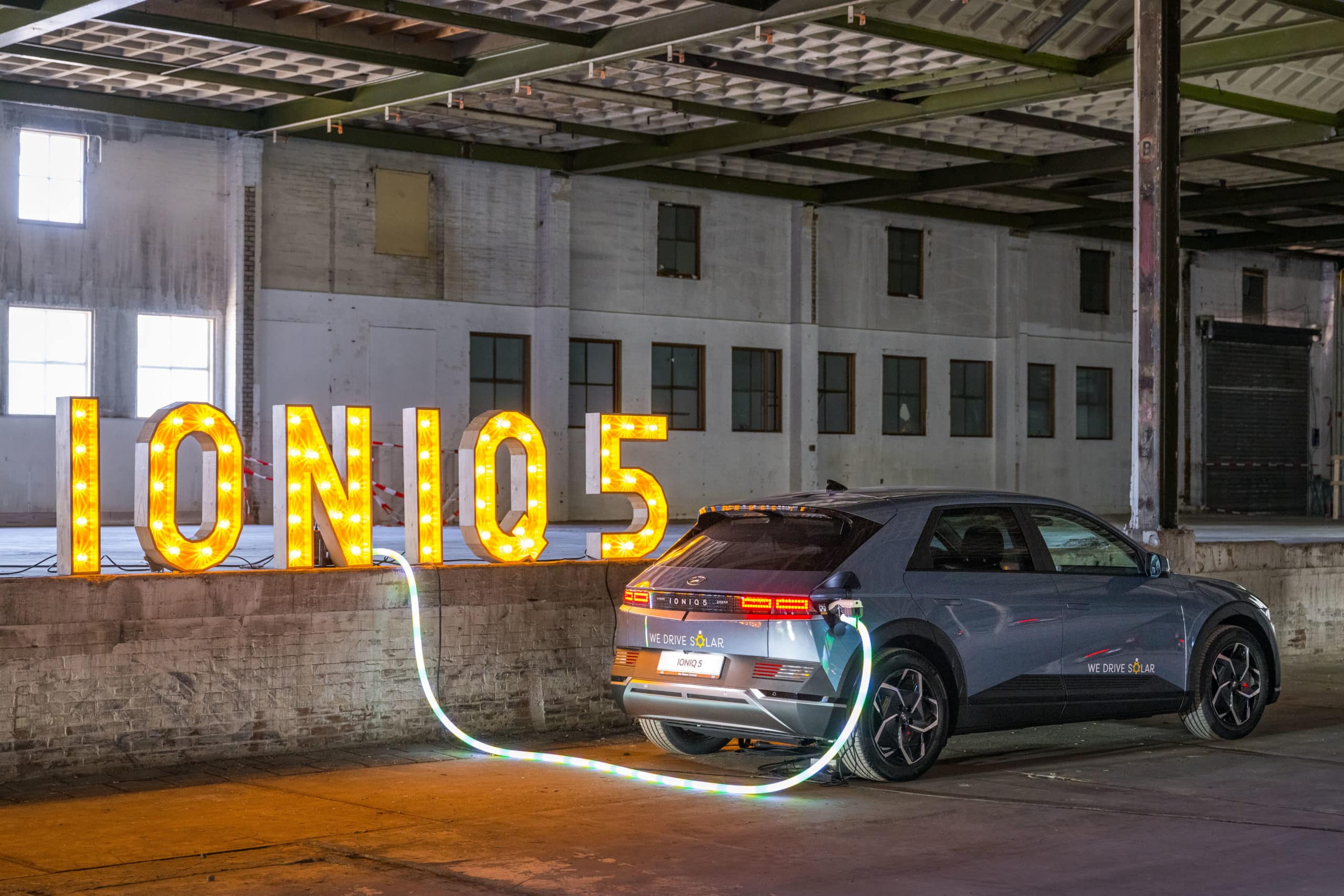 Hyundai Ioniq 5 und We Drive Solar auf dem Weg zur "ersten bidirektionalen Stadt der Welt"