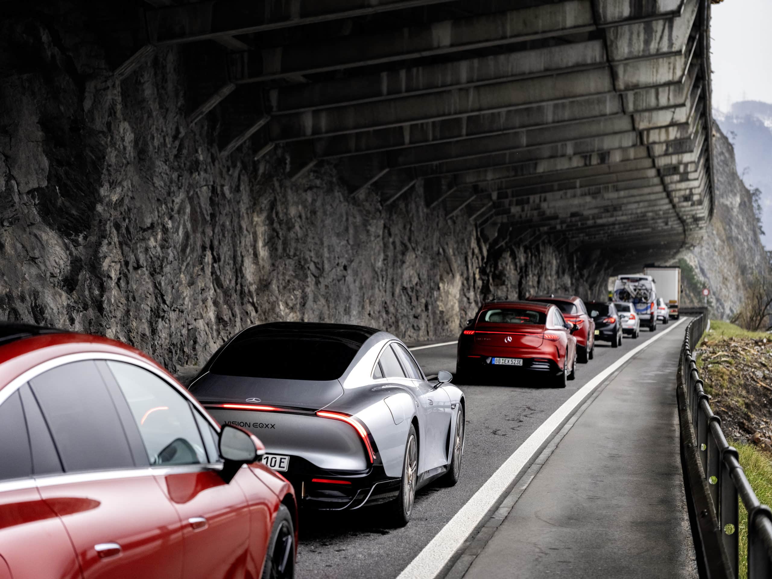 Mercedes-Benz Vision EQXX im echten Straßenverkehr