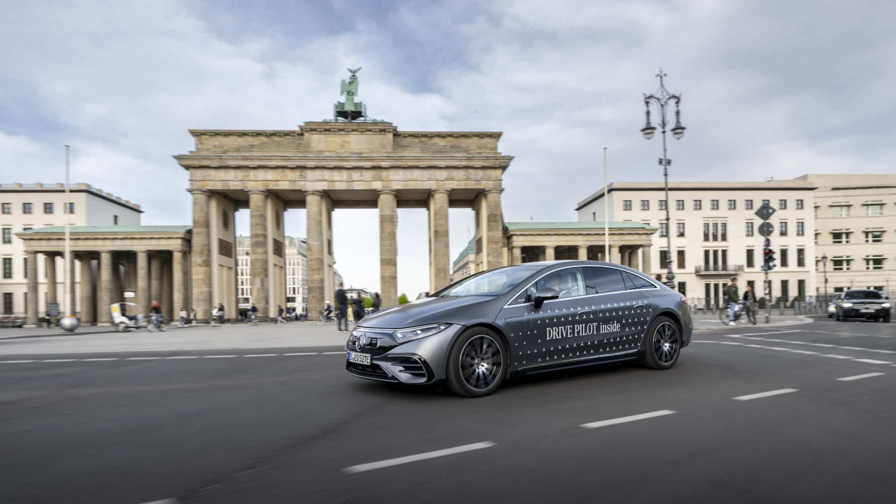 Mercedes-Benz EQS mit Drive Pilot in Berlin