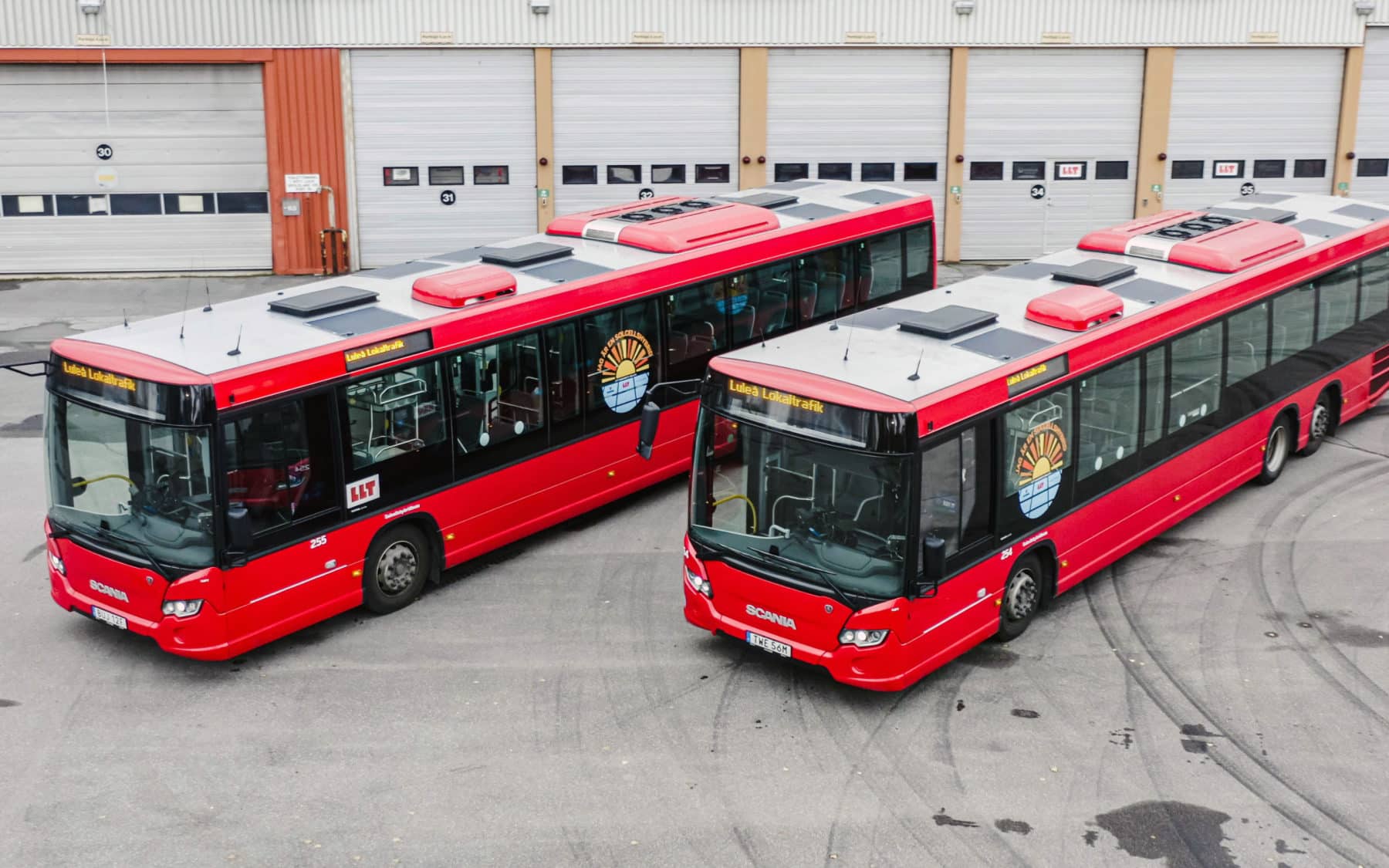 Scania und Sono Motors: Diesel-Solarbusse in Schweden