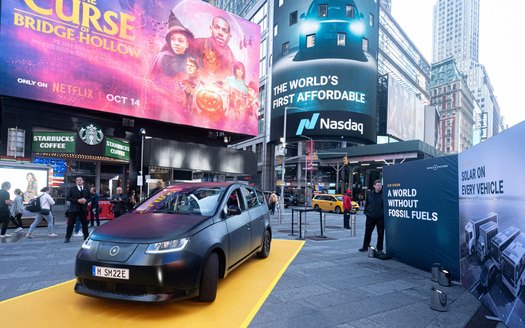 Sono Motors am Times Square