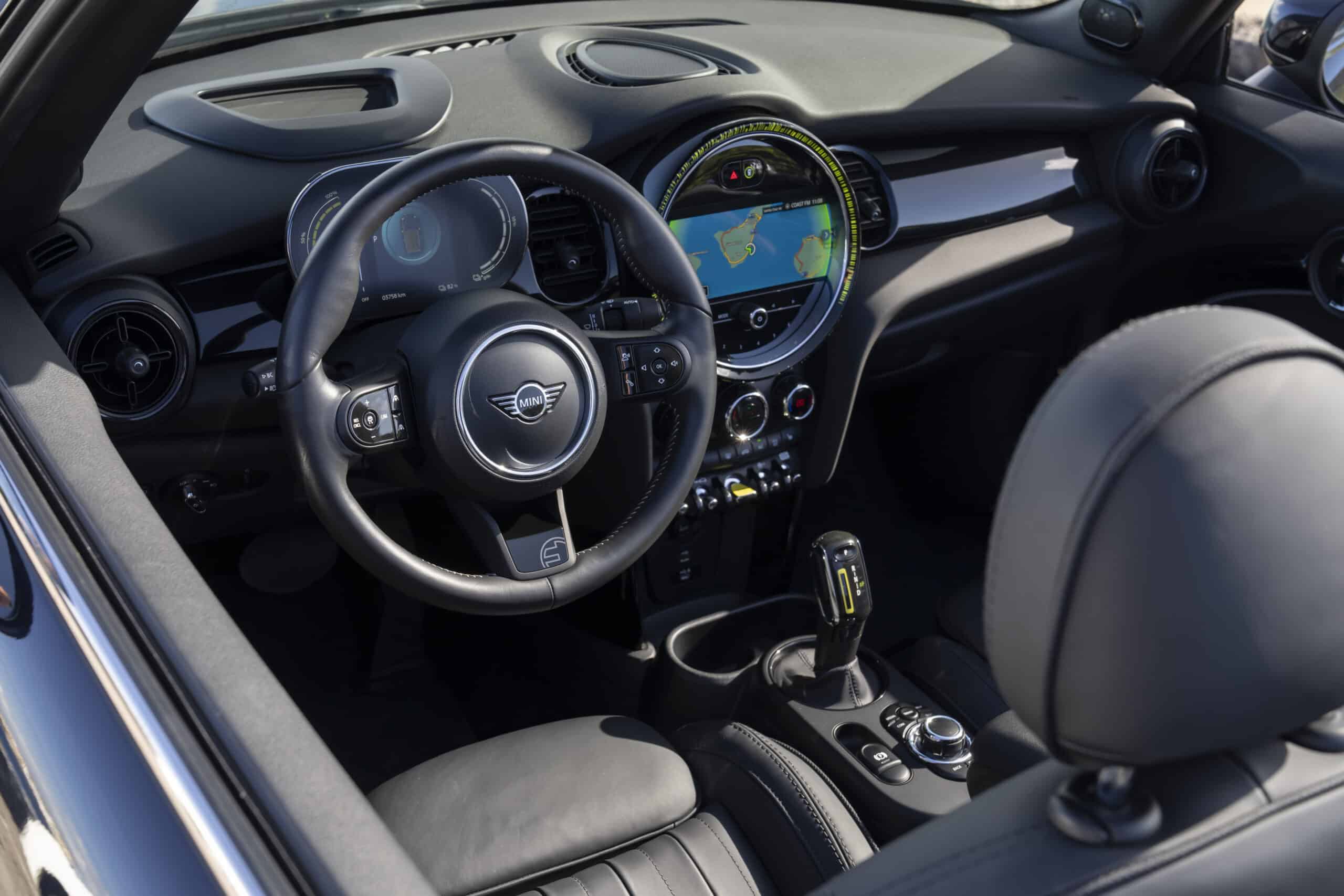 Mini Cooper SE Cabriolet Interieur