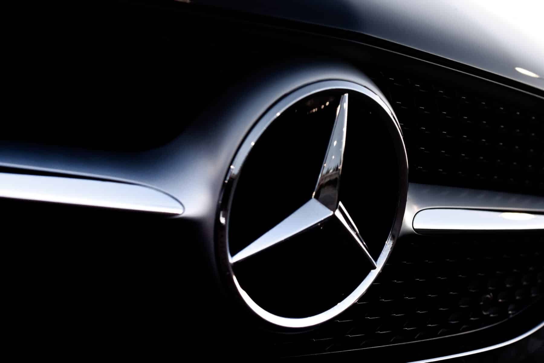 Mercedes Logo