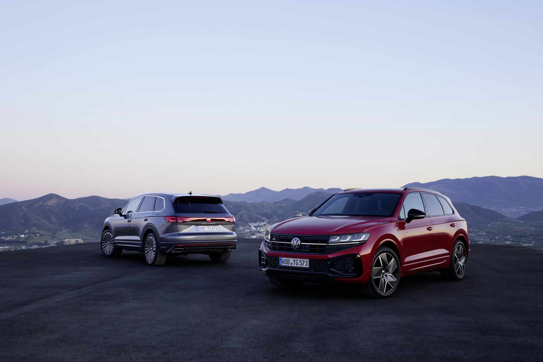 Volkswagen Touareg Elegance and Touareg R-Line Facelift 2023