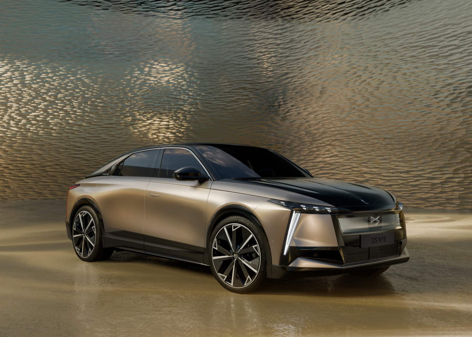 DS N8 Front