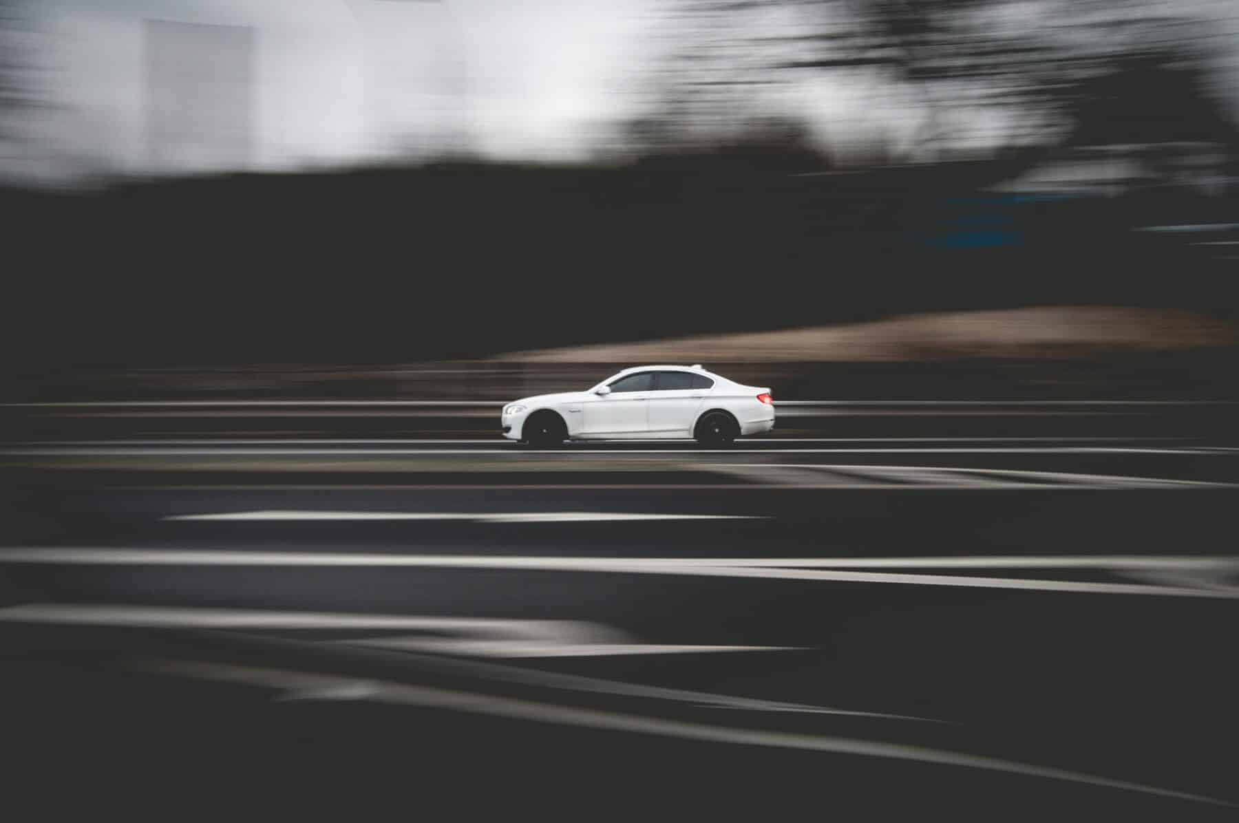 Bremsweg Auto