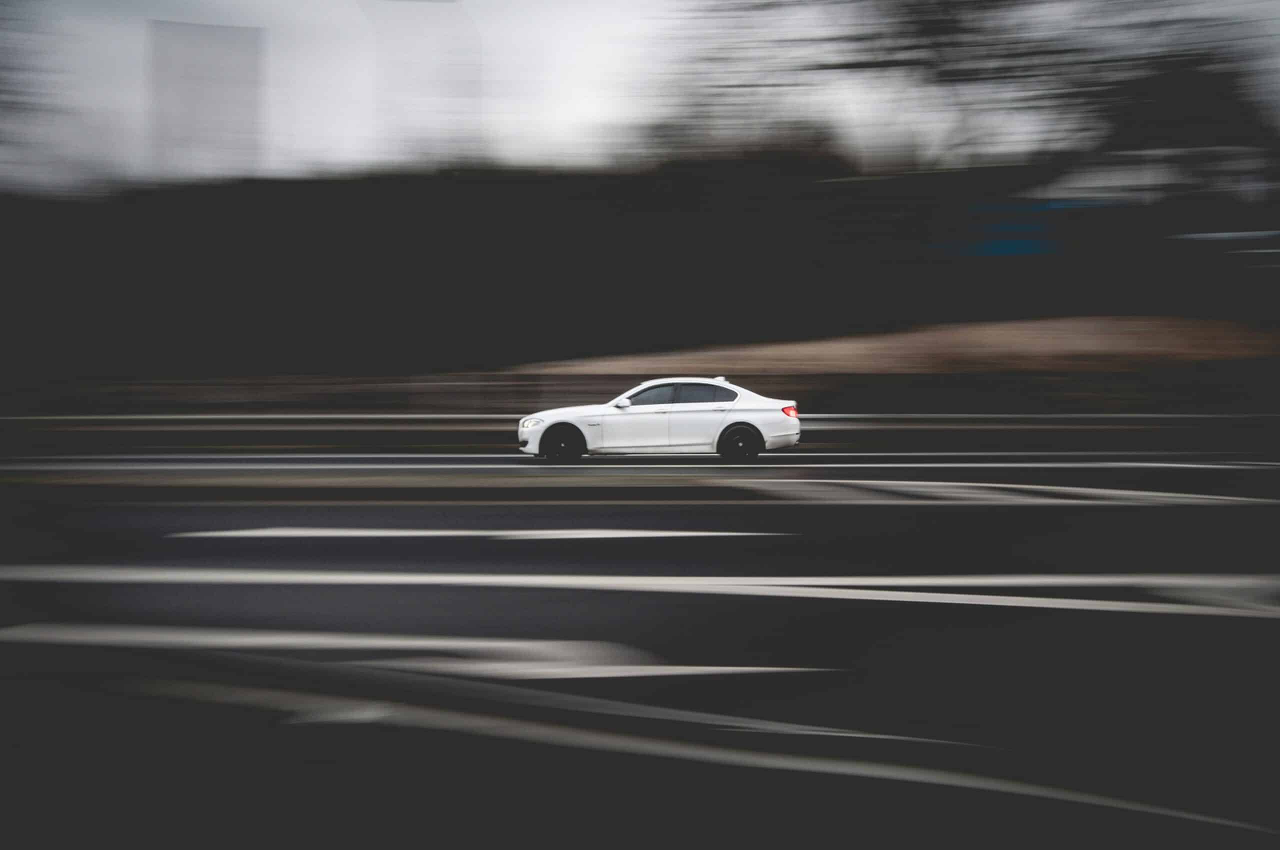 Continental-Studie-Mehr-als-die-H-lfte-der-Autofahrer-untersch-tzt-den-Bremsweg