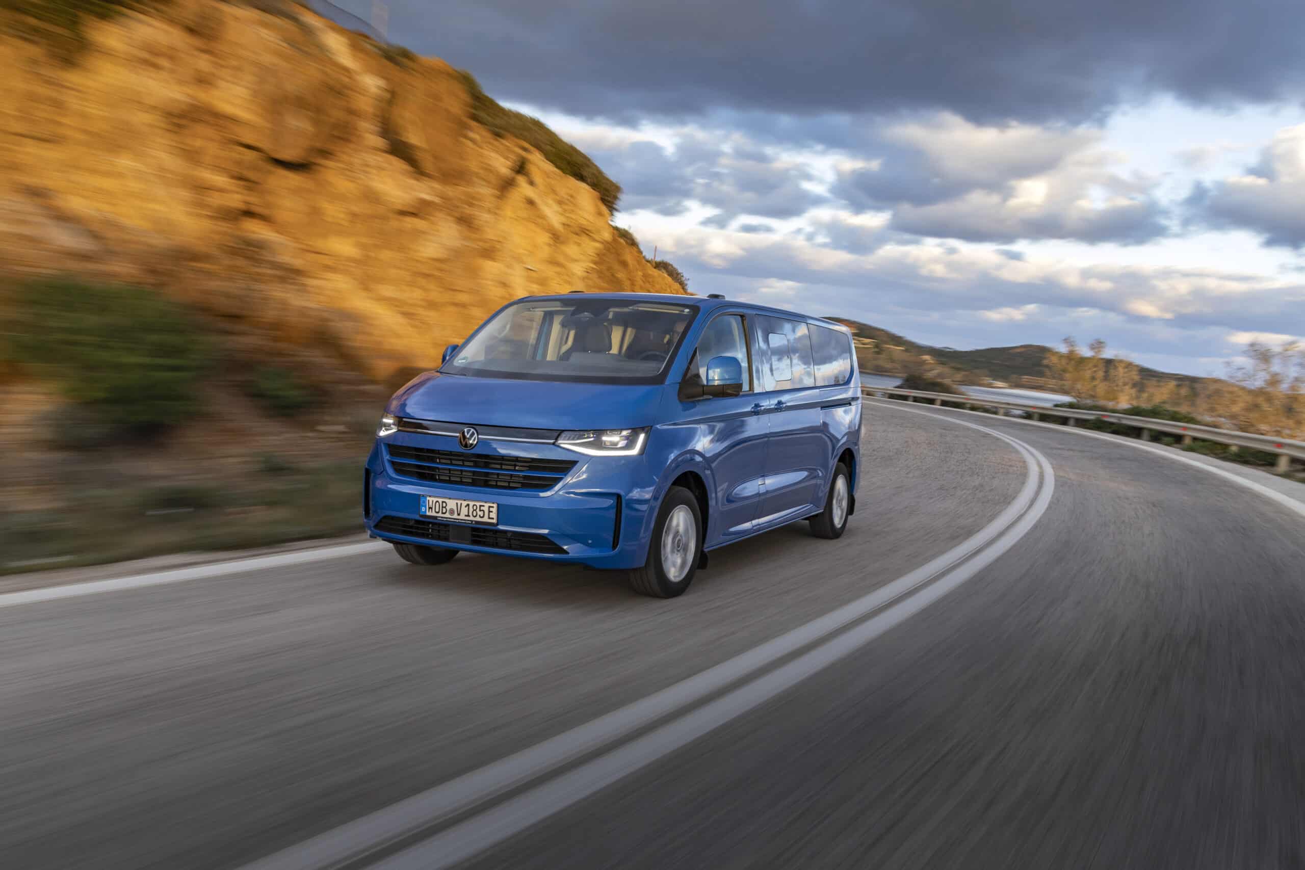VW Transporter Kombi