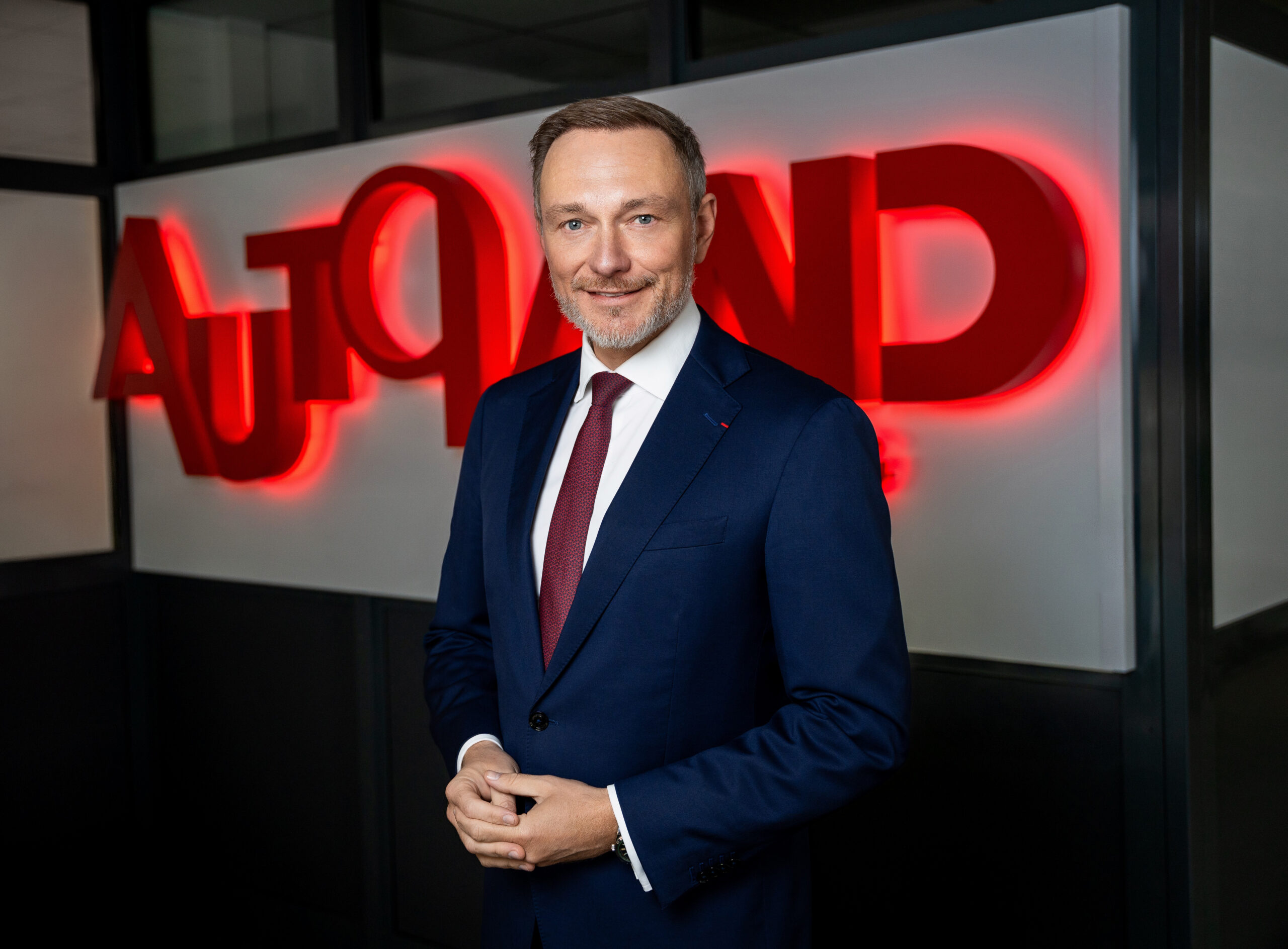 Ex-Finanzminister-Christian-Lindner-wechselt-in-den-Vorstand-der-Autoland-AG