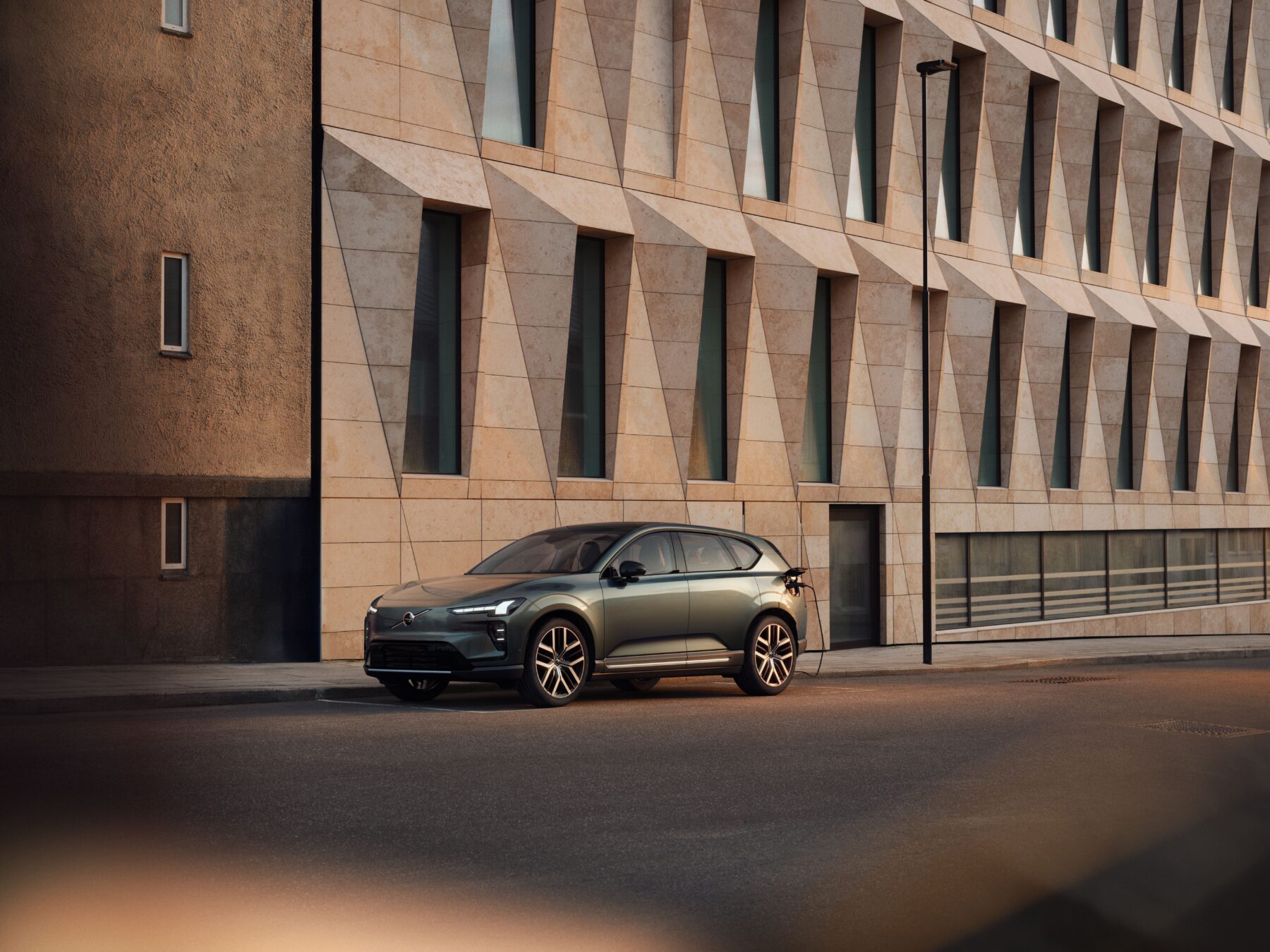 Volvo EX60