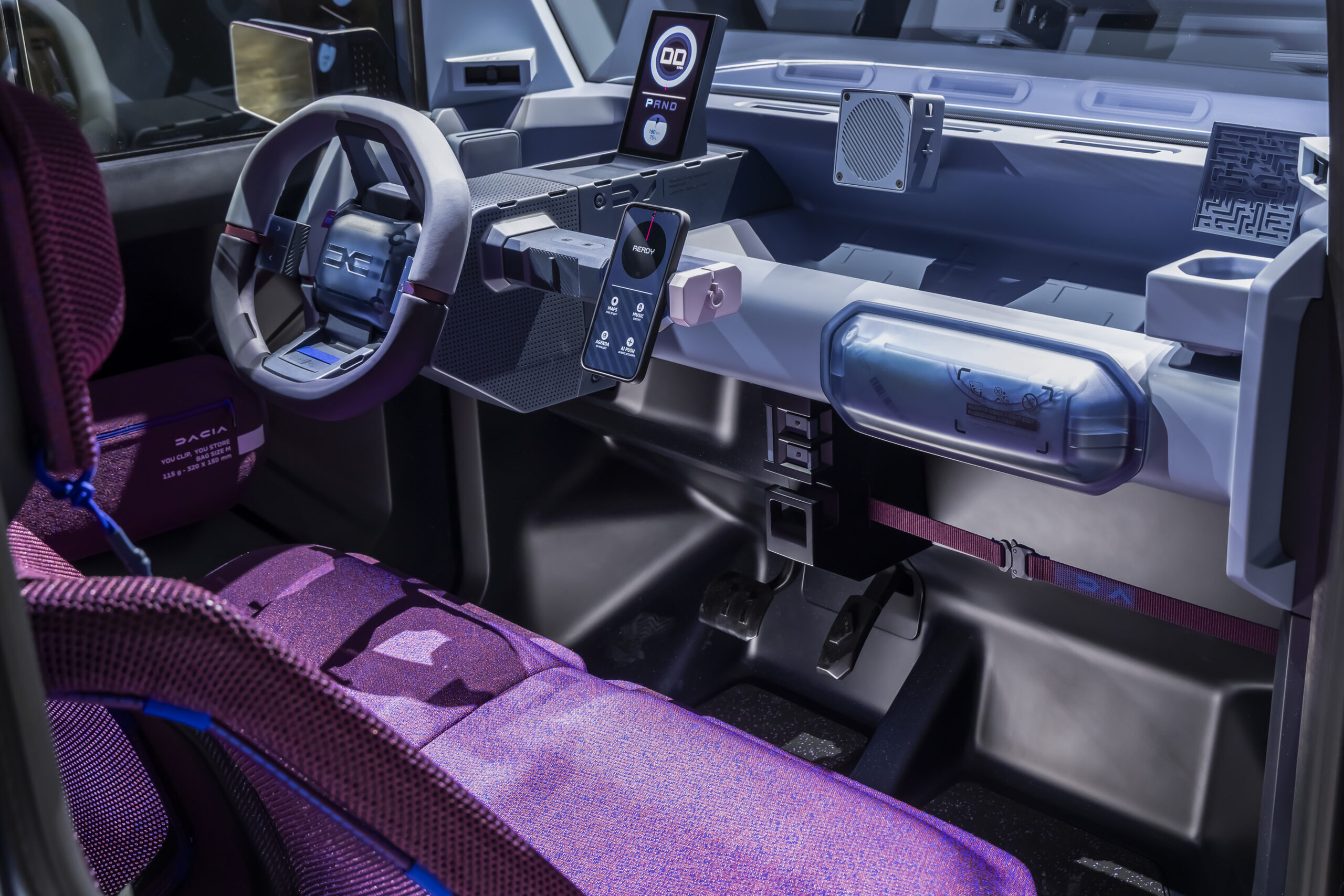 Dacia Hipster Concept Cockpit