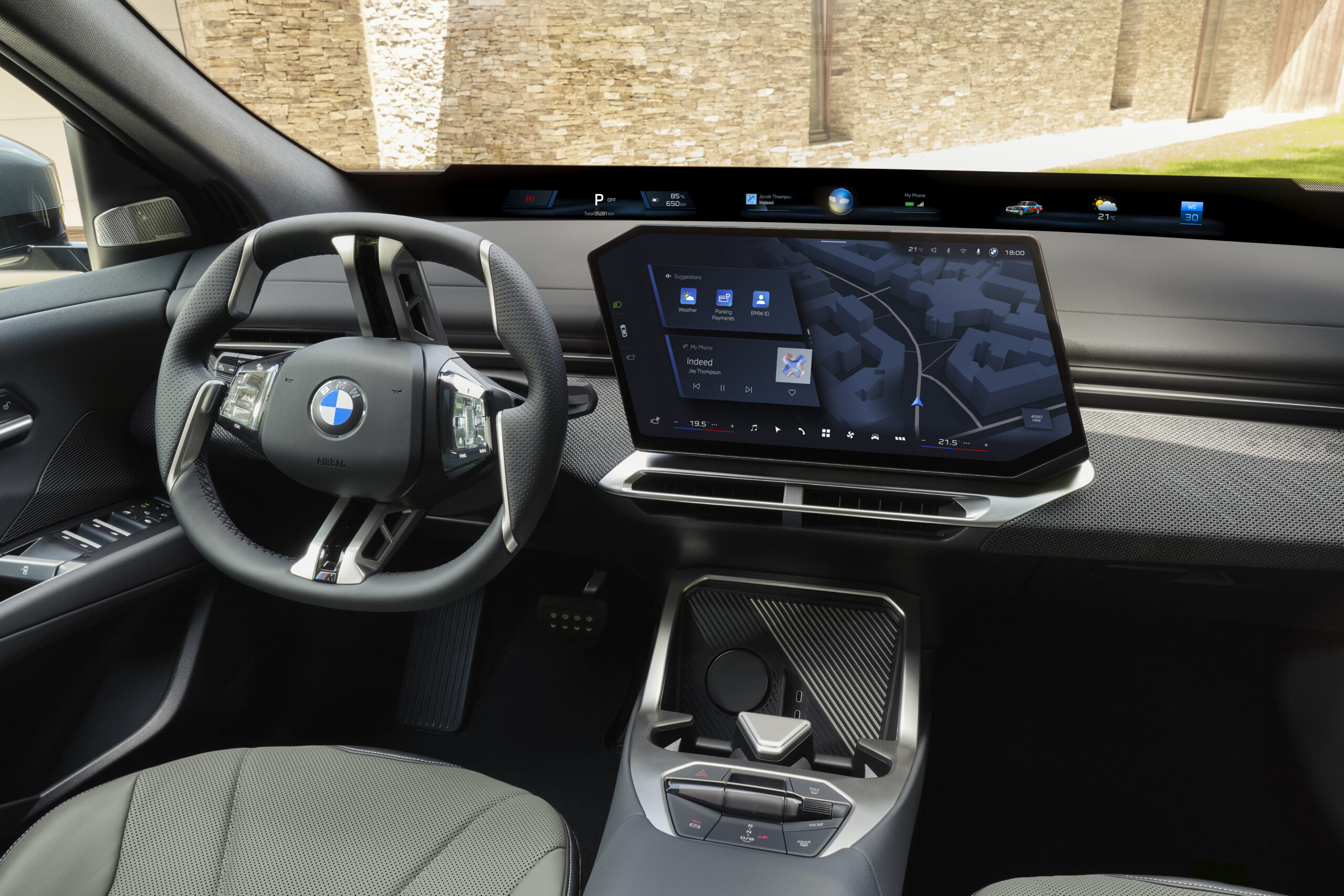 BMW iX4 Cockpit